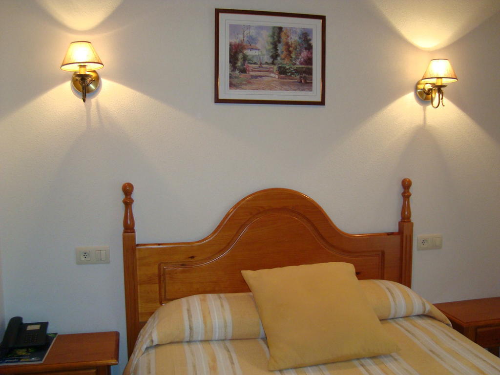 Hostal Universal Benavente Room photo